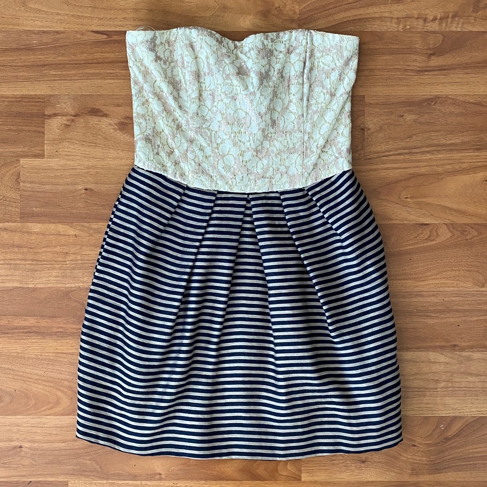 ❤️ Rachel Roy Strapless Lace Stripe Dress Size 4 NWOT